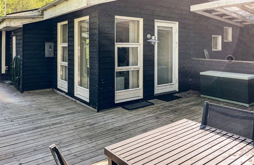 Gistrup House | Lovely home in Gistrup with WiFi