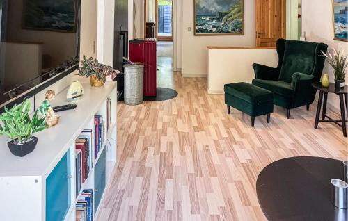 Gistrup House | Lovely Home In Gistrup With Wifi