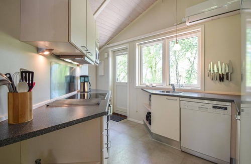 Skygge House | Lovely home in Give with sauna