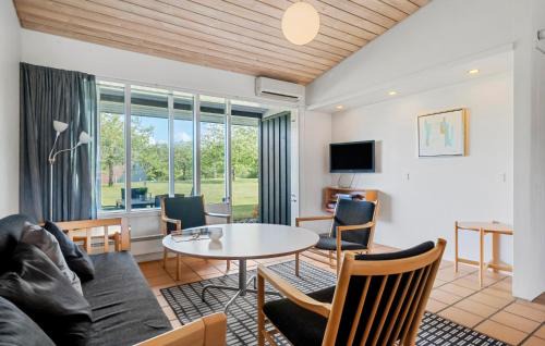Gjern House | Lovely Home In Gjern With Sauna