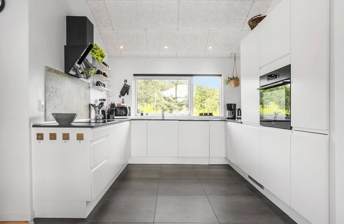 Fjellerup Strand House | Lovely home in Glesborg with kitchen