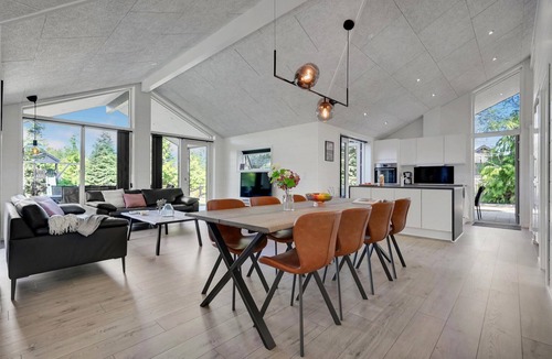 Fjellerup House | Lovely home in Glesborg with sauna