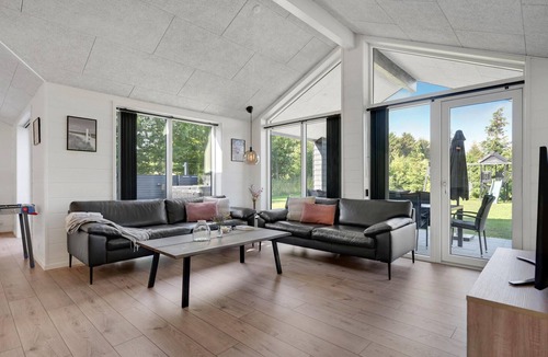 Fjellerup House | Lovely home in Glesborg with sauna