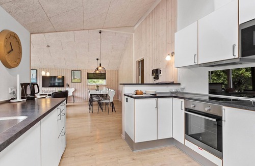 Fjellerup Strand House | Lovely home in Glesborg with sauna