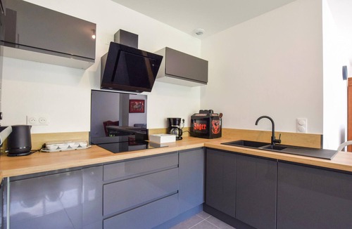 Grentheville House | Lovely home in Grentheville with WiFi