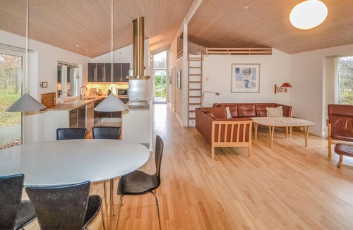 Grena Strand House | Lovely home in Grenaa with sauna
