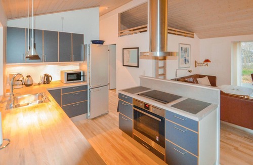 Grena Strand House | Lovely home in Grenaa with sauna
