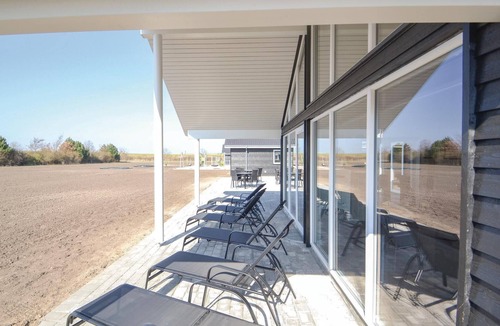 Grenaa House | Lovely home in Grenaa with sauna