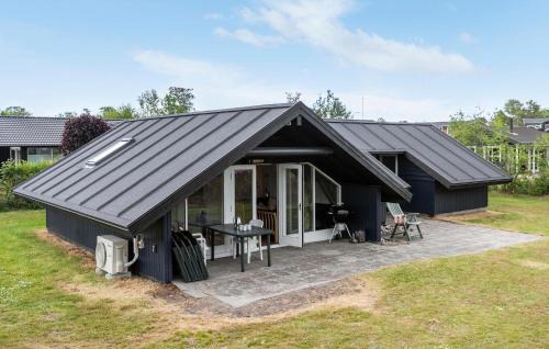 Grena Strand House | Lovely Home In Grenaa With Sauna