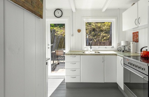 Fynshav House | Lovely home in Haderslev with kitchen