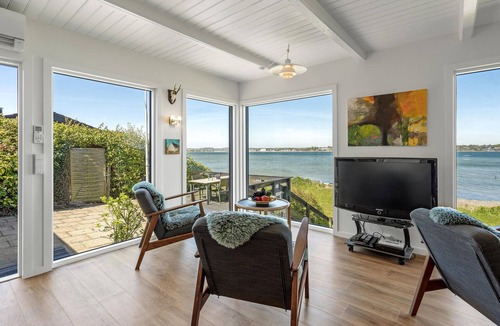 Fynshav House | Lovely home in Haderslev with kitchen