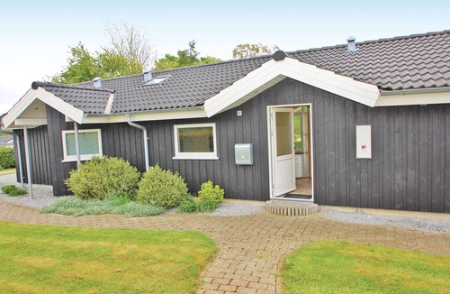 Kelstrup Strand House | Lovely home in Haderslev with kitchen