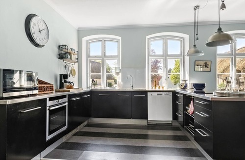 Arø House | Lovely home in Haderslev with kitchen