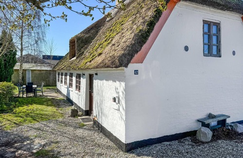 Skovbyballe House | Lovely home in Haderslev with WiFi