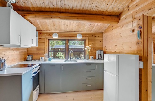 Odde House | Lovely home in Hadsund with WiFi