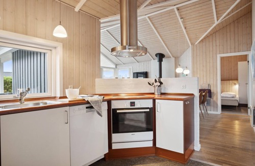 Falen House | Lovely home in Hemmet with sauna