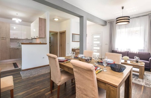 Glina House | Lovely home in Pokupska Slatina with WiFi