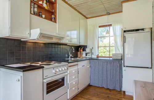 Østerskov House | Lovely home in Humble with kitchen