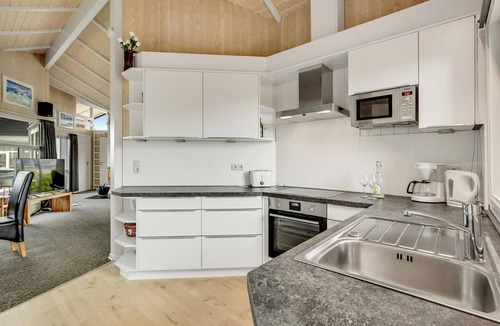 Hvide Sande House | Lovely home in Hvide Sande with sauna