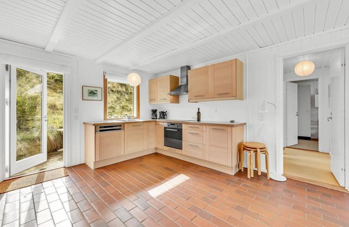 Nørre Lyngvig House | Lovely home in Hvide Sande with WiFi