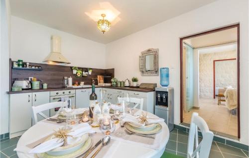 Stinica House | Lovely Home In Josinovac With Wifi