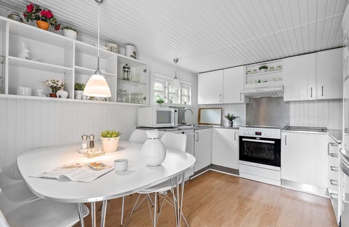 Juelsminde House | Lovely home in Juelsminde with WiFi