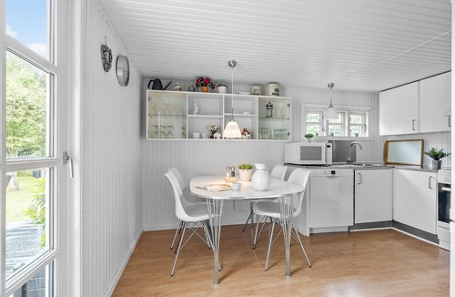 Juelsminde House | Lovely home in Juelsminde with WiFi