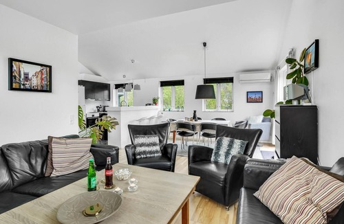 Kirke Hyllinge House | Lovely home in Kirke Hyllinge with WiFi