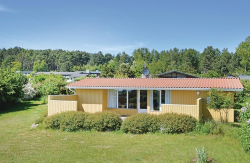 Kalundborg House | Lovely home in Kalundborg with kitchen