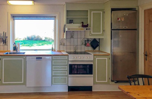 Karby House | Lovely home in Karby with WiFi