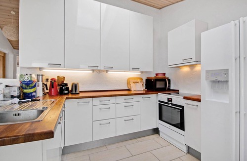 Knebel House | Lovely home in Knebel