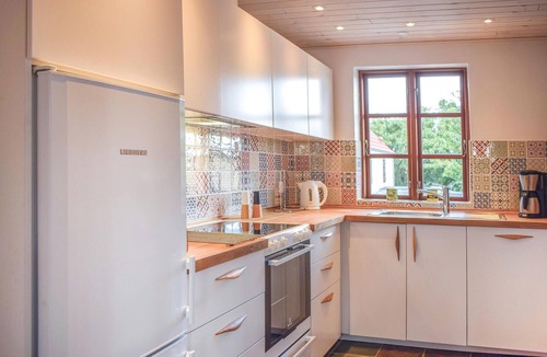 Knebel House | Lovely home in Knebel with house sea view
