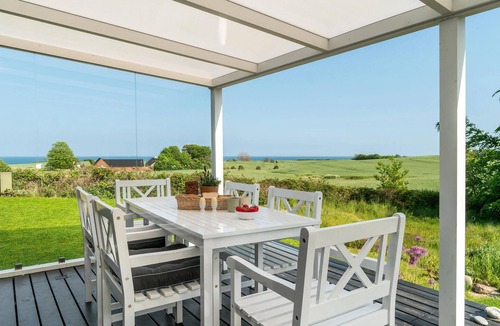 Knebel House | Lovely home in Knebel with WiFi