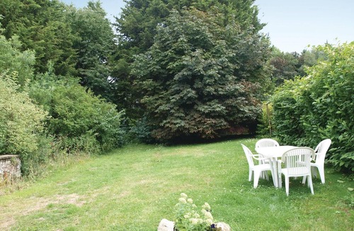 Le Faouet House | Lovely home in Le Faouet with kitchen