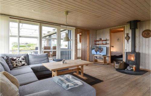 Lemvig House | Lovely Home In Lemvig With House Sea View