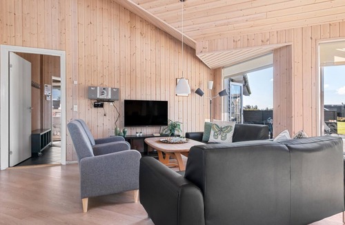 Nr. Lyngby House | Lovely home in Løkken with sauna