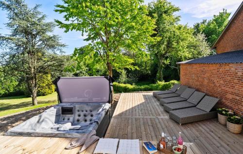 Lunderskov House | Lovely Home In Lunderskov With Wifi