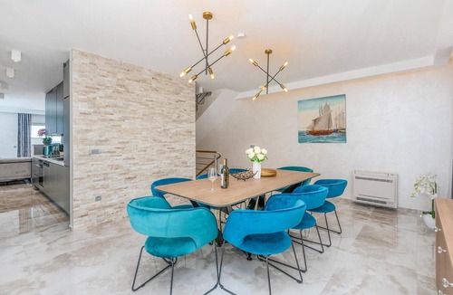Veliko Brdo House | Lovely home in Makarska