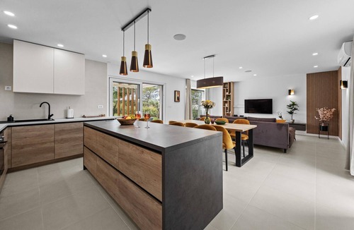 Marasi House | Lovely home in Marasi