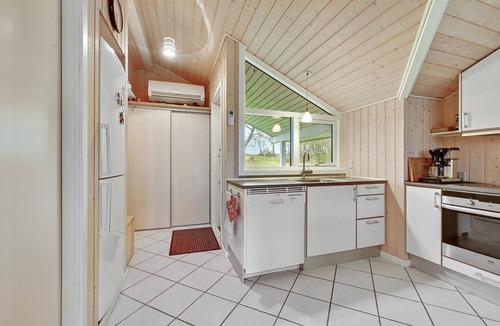 Martofte House | Lovely home in Martofte with WiFi