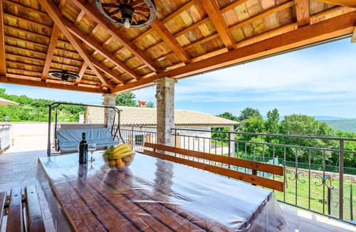 Zminj House | Lovely home in Medancici