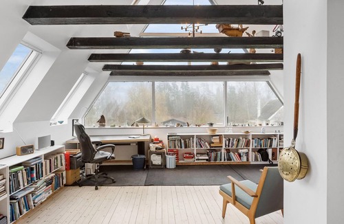Mern House | Lovely home in Mern with WiFi