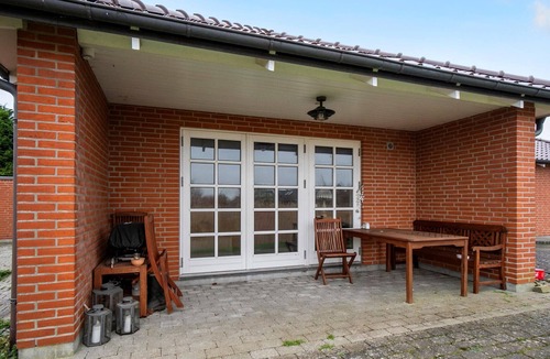 Vejlby Fed House | Lovely home in Middelfart with sauna