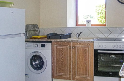 Nanclars House | Lovely home in Nanclars with kitchen