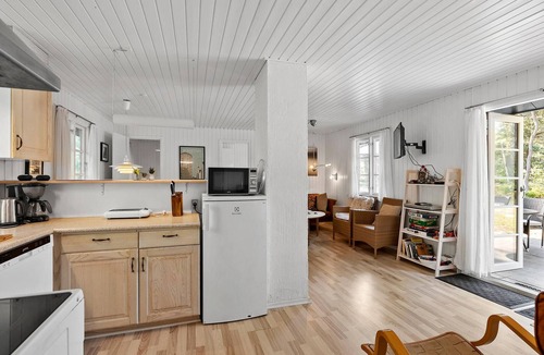 Nexø House | Lovely home in Nexø with house sea view