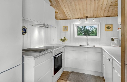 Bedegaard House | Lovely home in Nexø with sauna