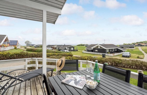 Nordborg House | Lovely home in Nordborg with kitchen