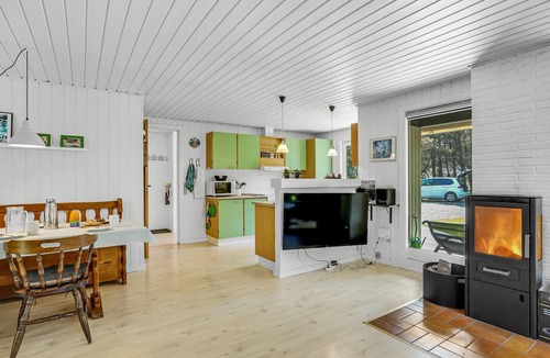 Houstrup House | Lovely home in Nørre Nebel with WiFi