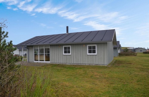 Houstrup House | Lovely home in Nørre Nebel with WiFi