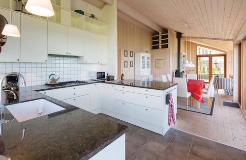 Ebbeløkke House | Lovely home in Nykøbing Sj with house sea view